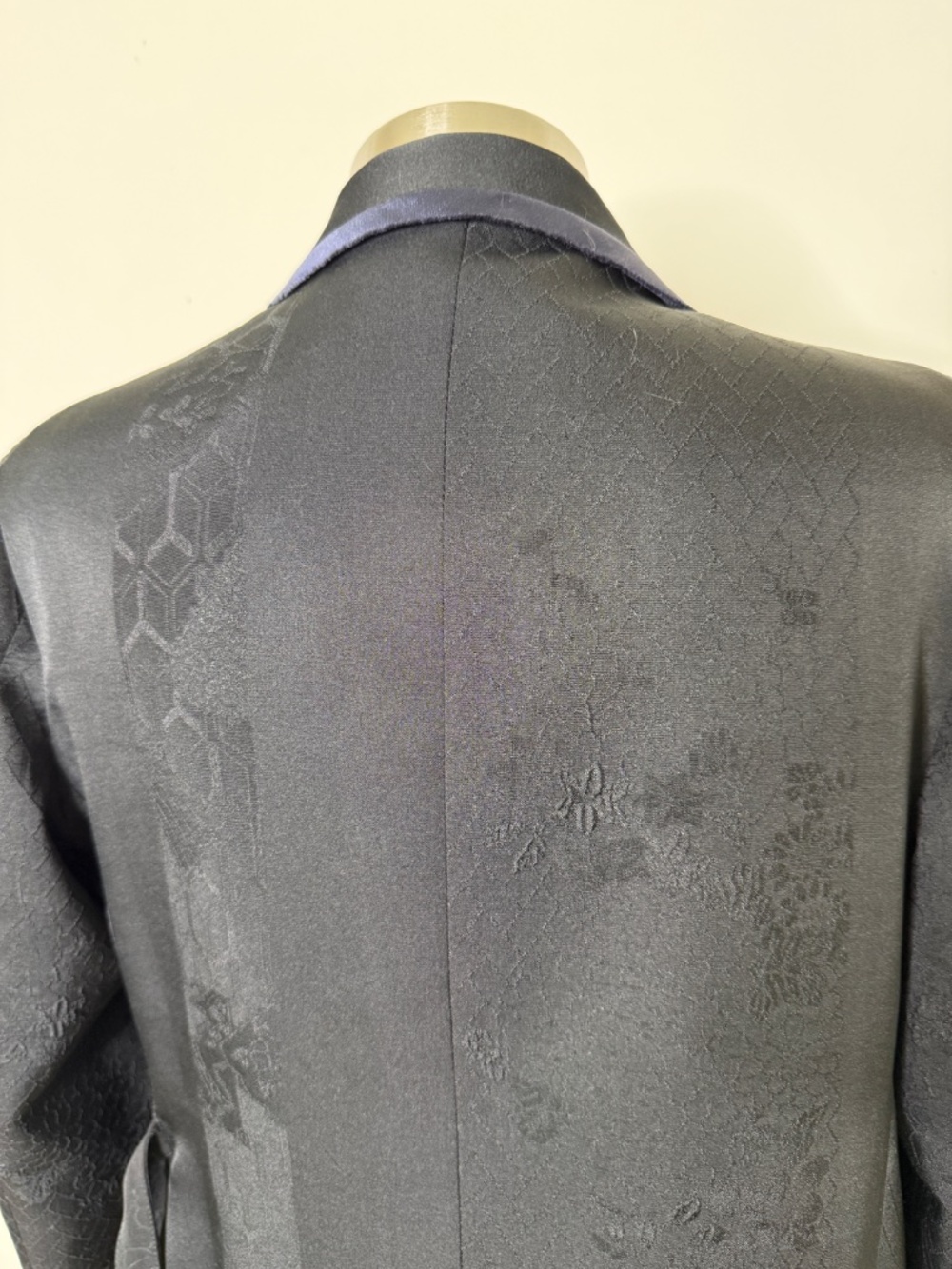 Ibrigu Jacket - Picture 8 of 14